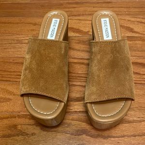 Brown Steve Madden platform mules